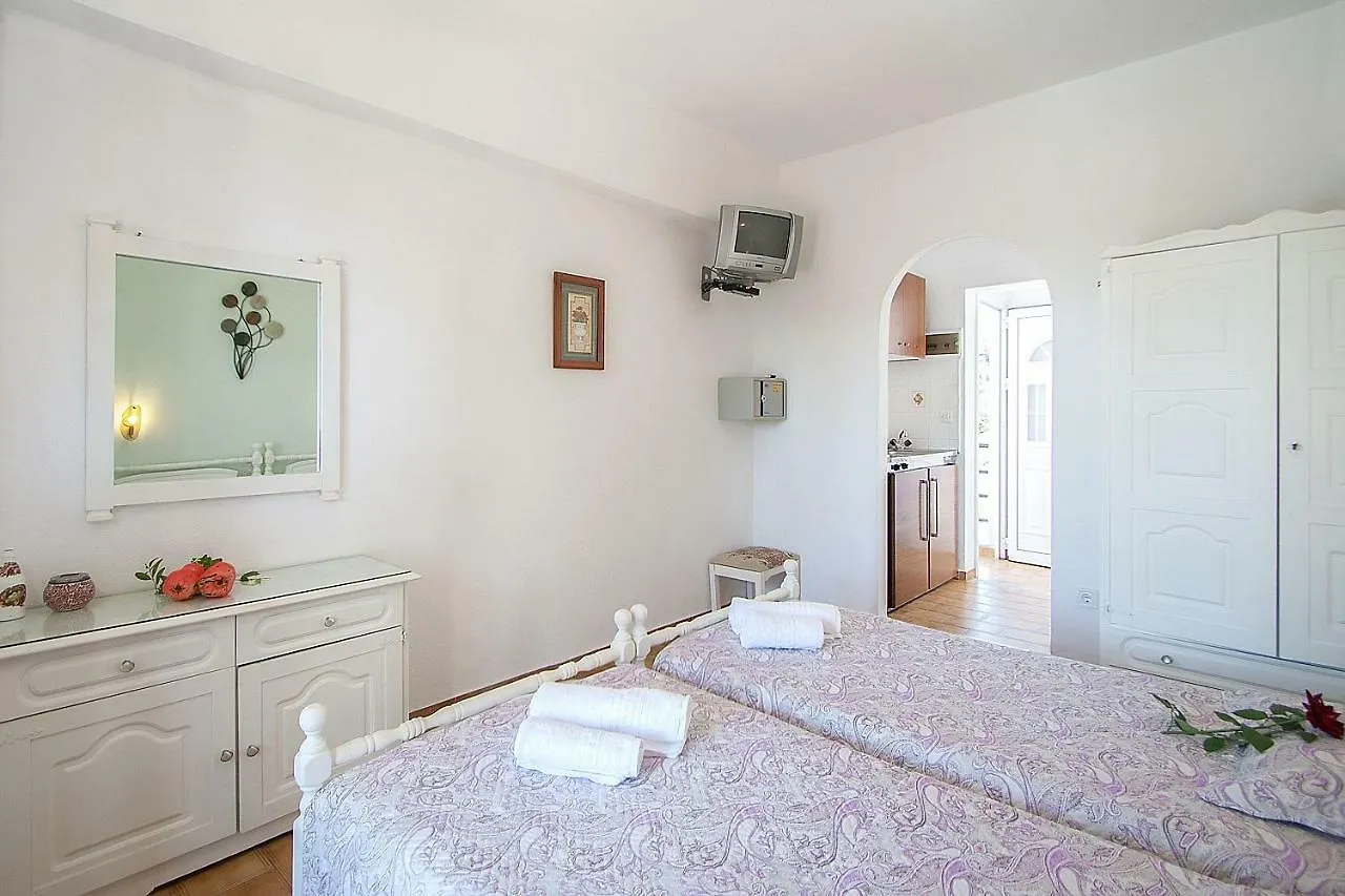 Hotel apartamentowy Panos Resort Ajia Paraskiewi