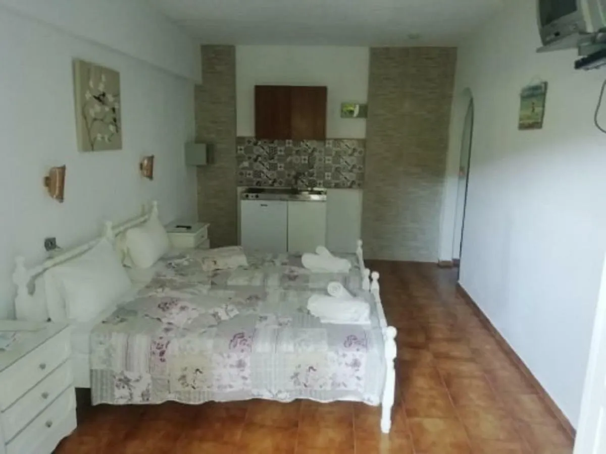 Panos Resort Ajia Paraskiewi Hotel apartamentowy